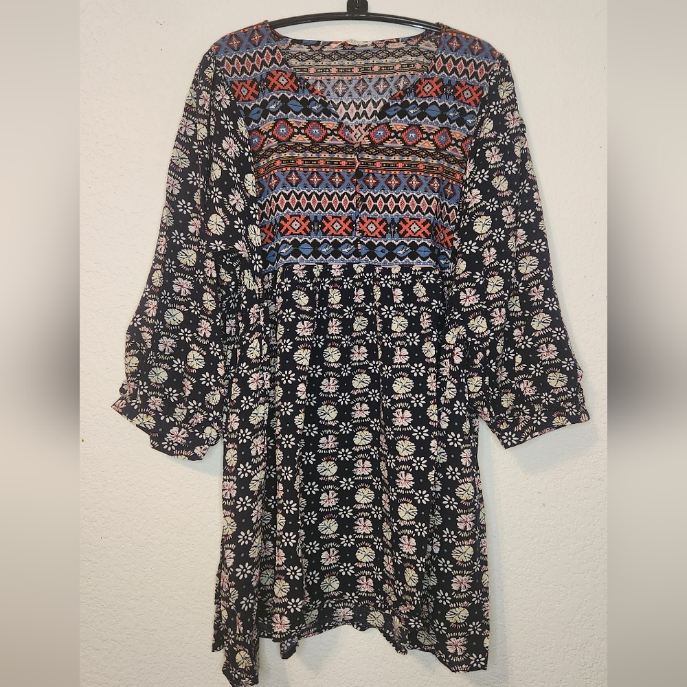 Umgee Boho Babydoll Peasant Style Flowy Floral Tunic or Dress, Size 2XL‎